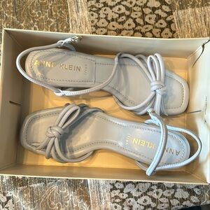 ANNE KLEIN - Women's Kelsi Block Heel Dress Sandals